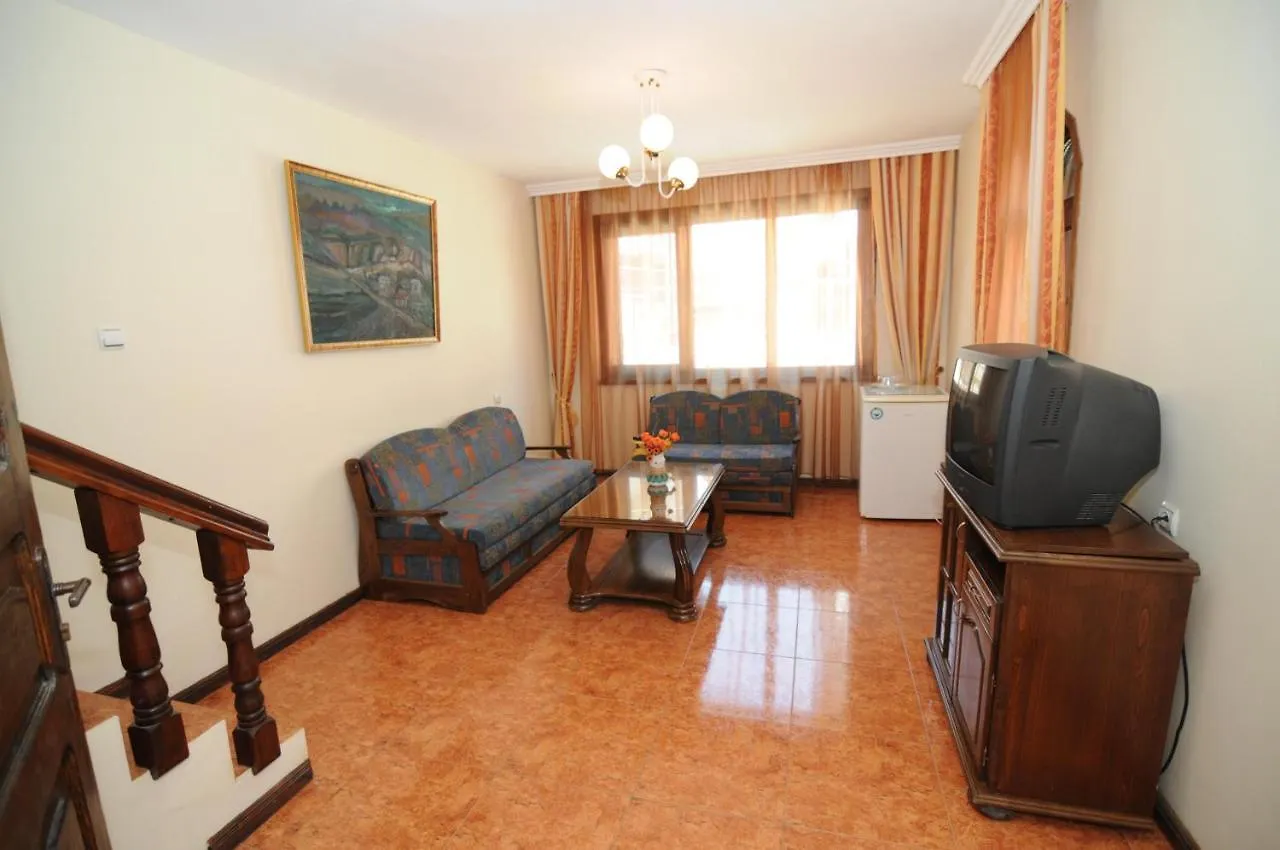 More Family Hotel Sozopol 3*,